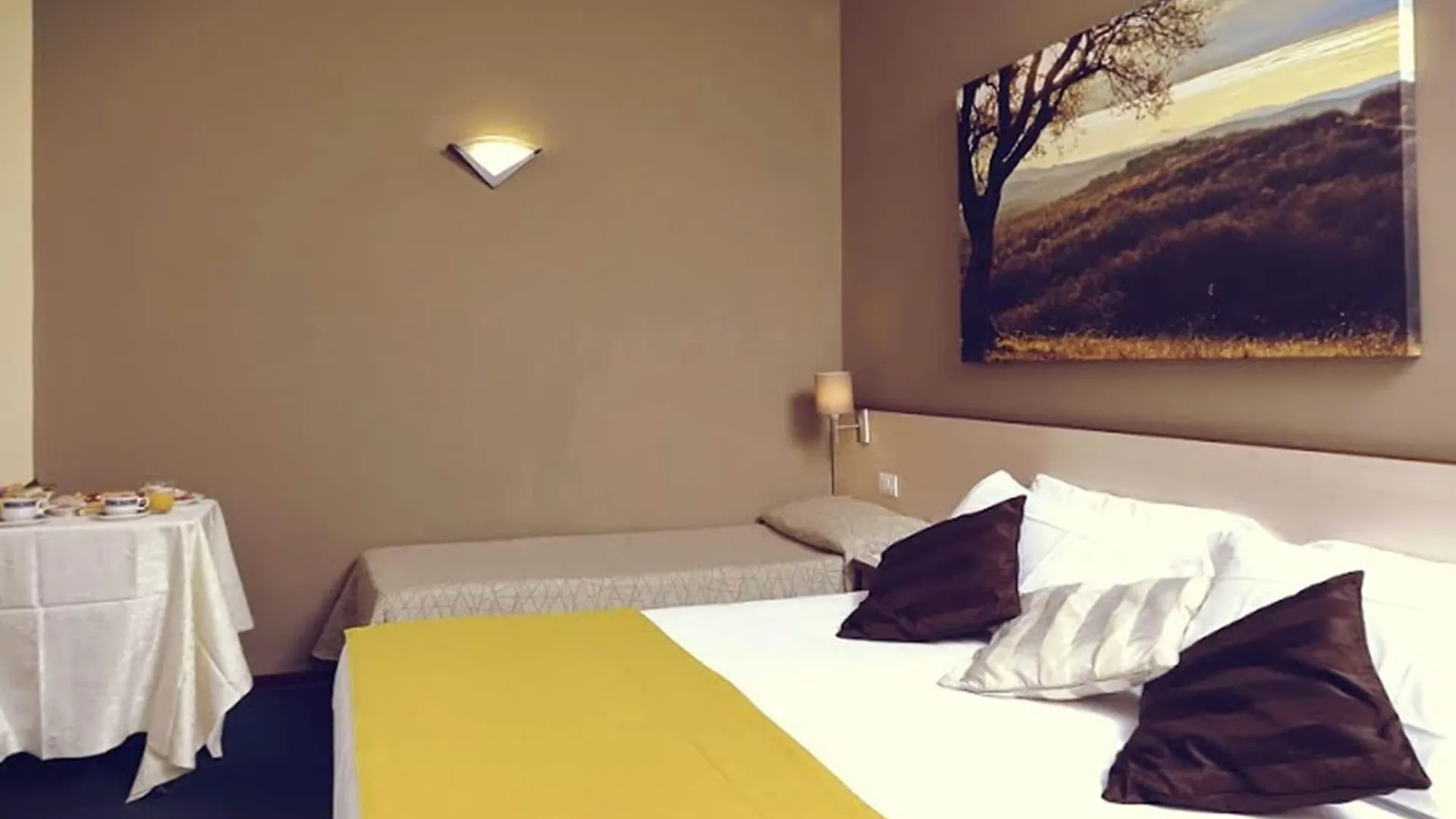Hotel Ristorante Alcide Poggibonsi