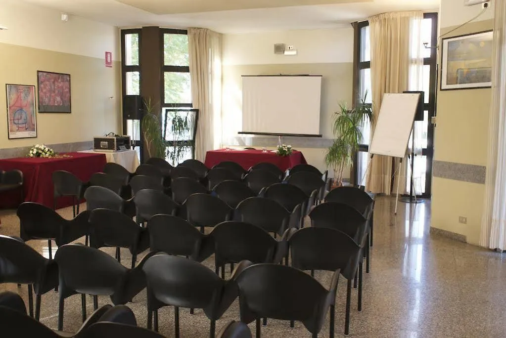 Hotel Ristorante Alcide Poggibonsi